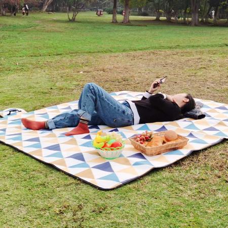 manta de picnic colchoneta de camping colchoneta de picnic al aire libre impermeable manta de playa a prueba de arena manta de viaje plegable portátil práctico tapete bolsa de picnic 