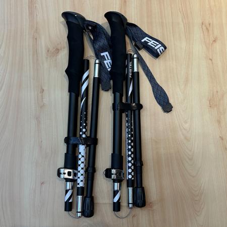 Bastones de trekking ultraligeros, portátiles y plegables de aluminio duraluminio 7075. 