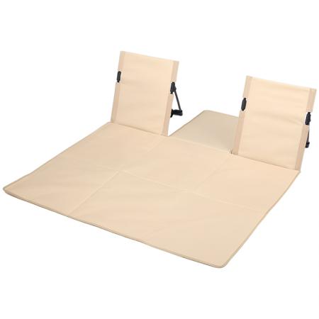 Silla plegable ligera con respaldo doble y estructura de aluminio, tapizada en tela Oxford, ideal para acampar al aire libre. 