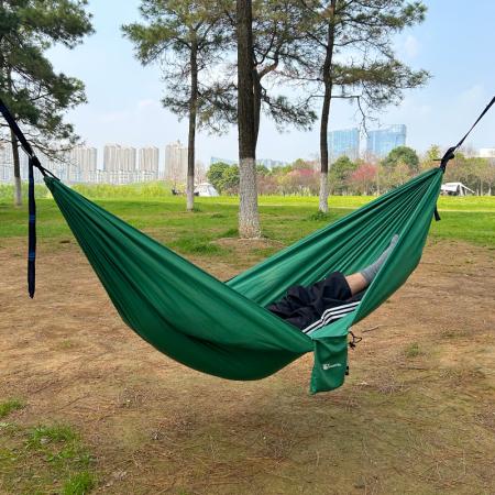 Hamaca portátil de tela de nailon resistente para 1-2 personas, ideal para acampar al aire libre y practicar senderismo. 